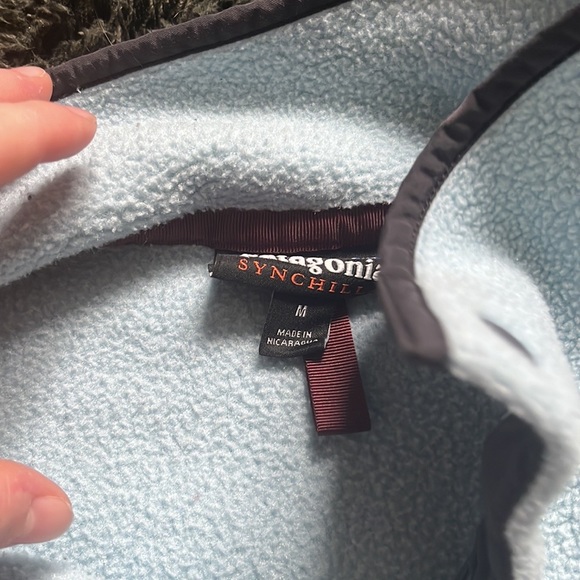 Patagonia Women's Lightweight Synchilla Snap-T Fleece Pullover - Picture 2 of 4